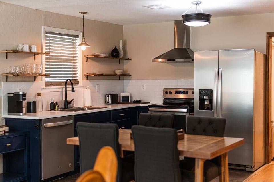 Fully equipped kitchen