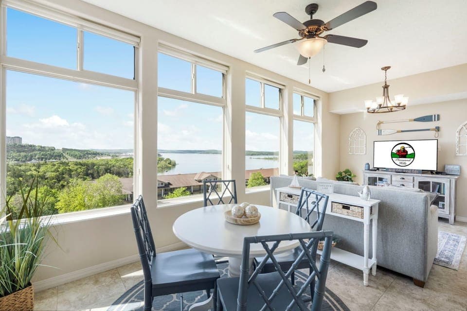 All-Season Sunroom with a Great Lake View, Cable TV, and Additional Seating
