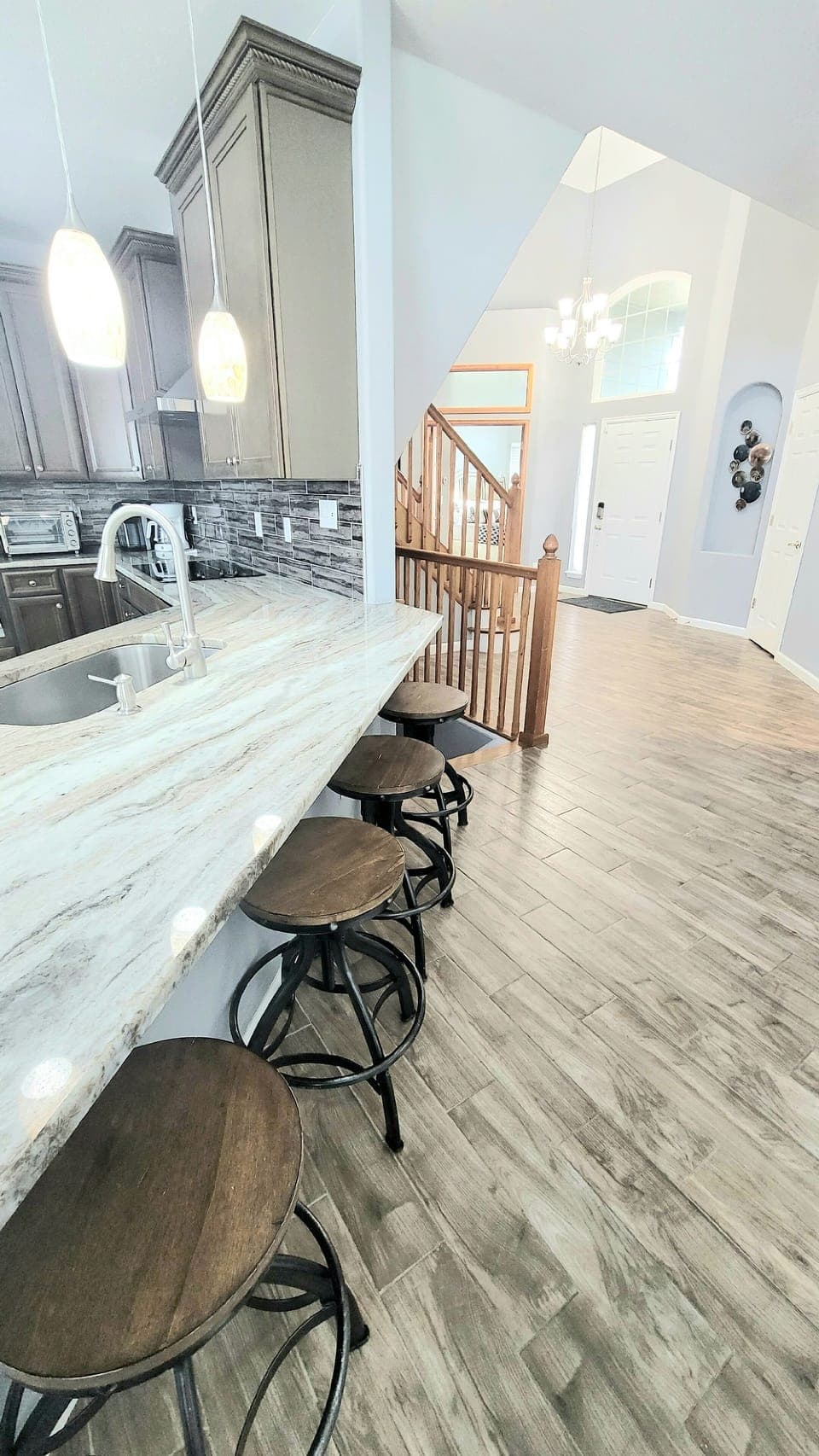 Upstairs bar area seats 4