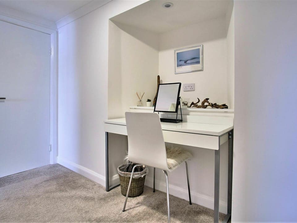 Table, Building, Property, Furniture, Desk, Computer Desk, Chair