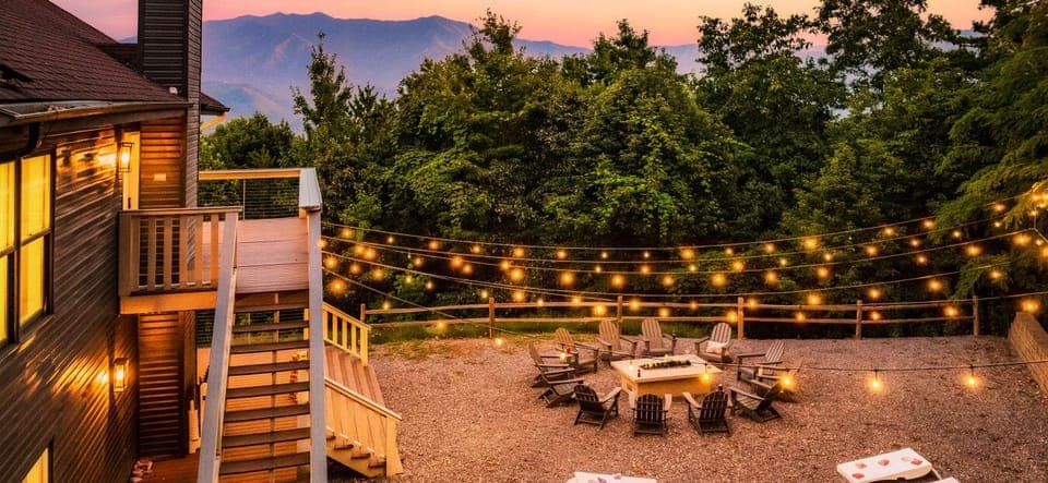 Enjoy the yard space with outdoor games or cozy up around the fire pit!