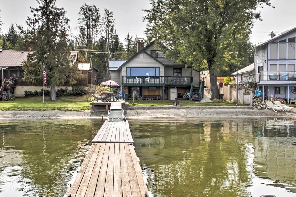 Diamond Lake Vacation Rental | 5BR | 2.5BA | 2,600 Sq Ft | Step-Free Entry
