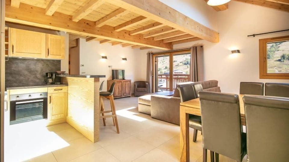 Prepare a small meal in your kitchenette.