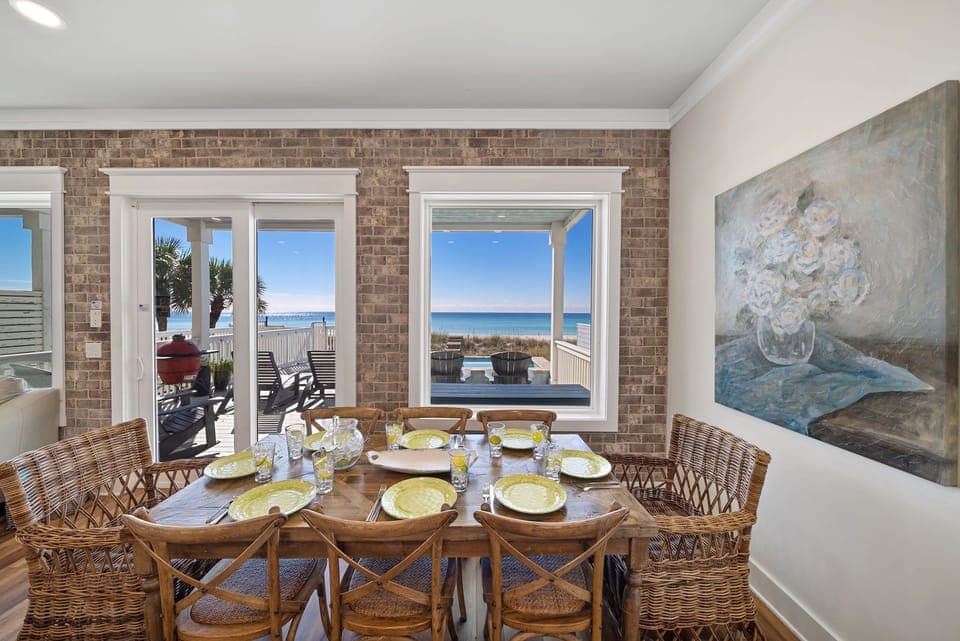 1st floor dining with a view