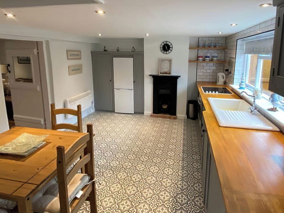Kitchen/diner | Honey Cottage, Friston, near Saxmundham