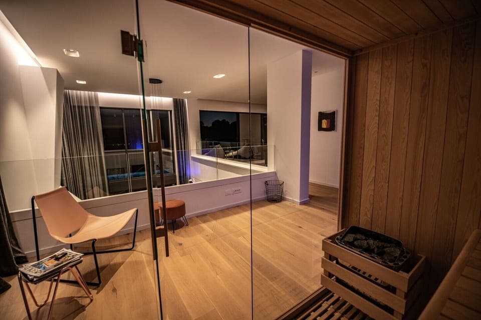 A private sauna and a place to sit and rest in the luxury villa for rent and vacation Pula Deluxe in Pula