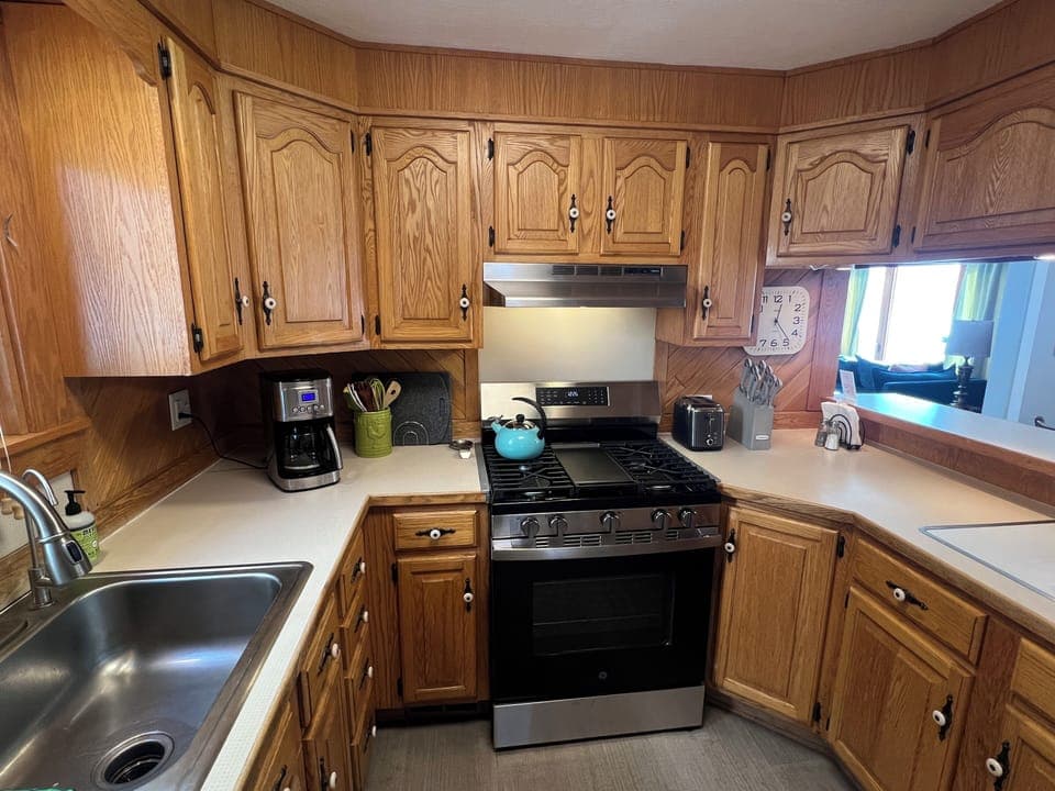 Kitchen - well stocked