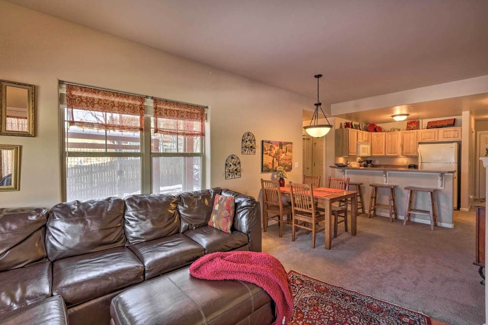 Living Room | Sleeper Sofa