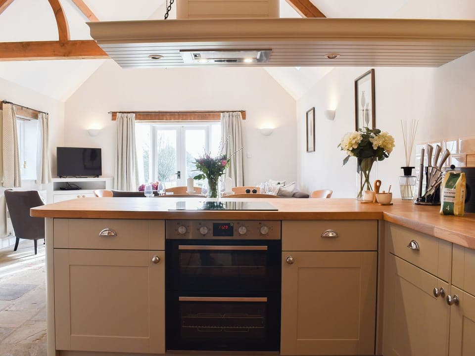 Kitchen | The Old Stables 1 - The Old Stables, Winterslow, near Salisbury