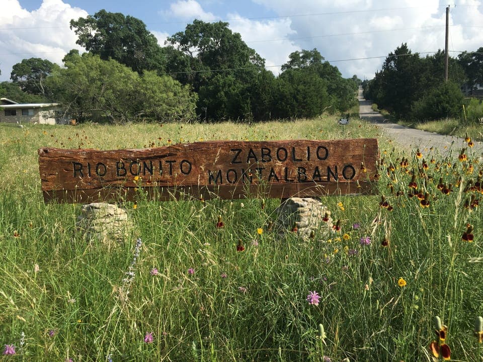 Welcome to Casita Montalbano!  :)

You will see this sign before driving uphill.