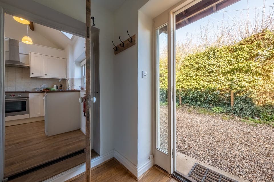 Welcome to Pink End, North Creake