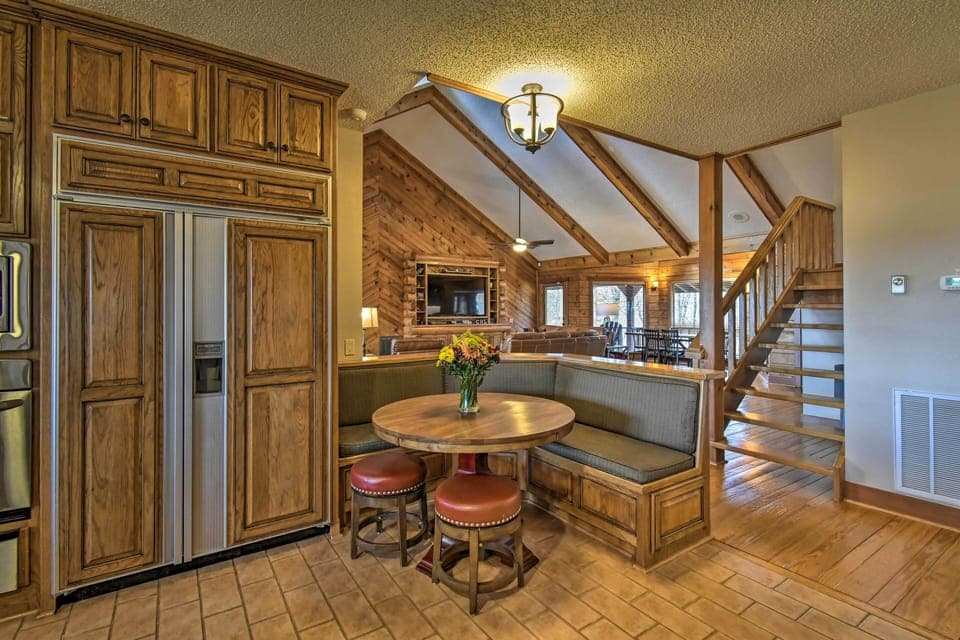 Kitchen Banquette | Open to Living & Dining Areas