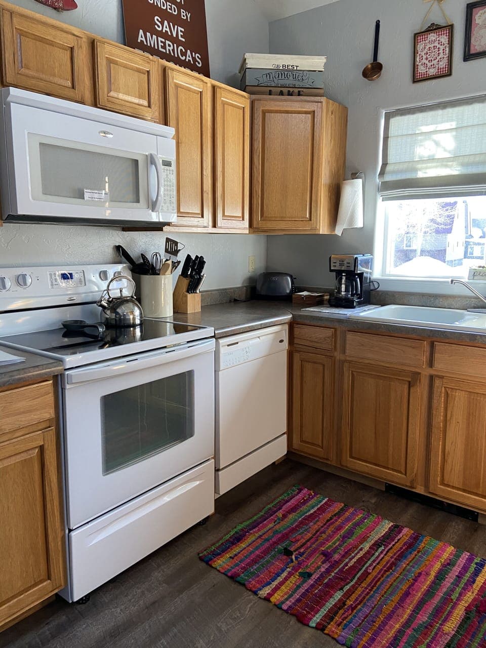 Fully equipped kitchen
