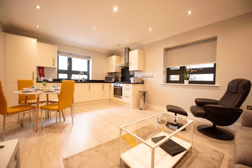 Living/Dining Room/Kitchen