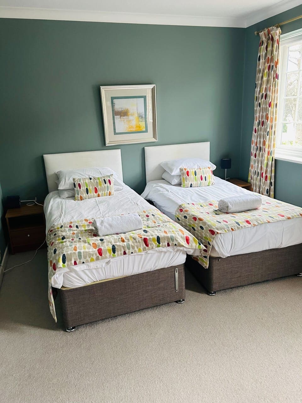 Bedroom with two single beds