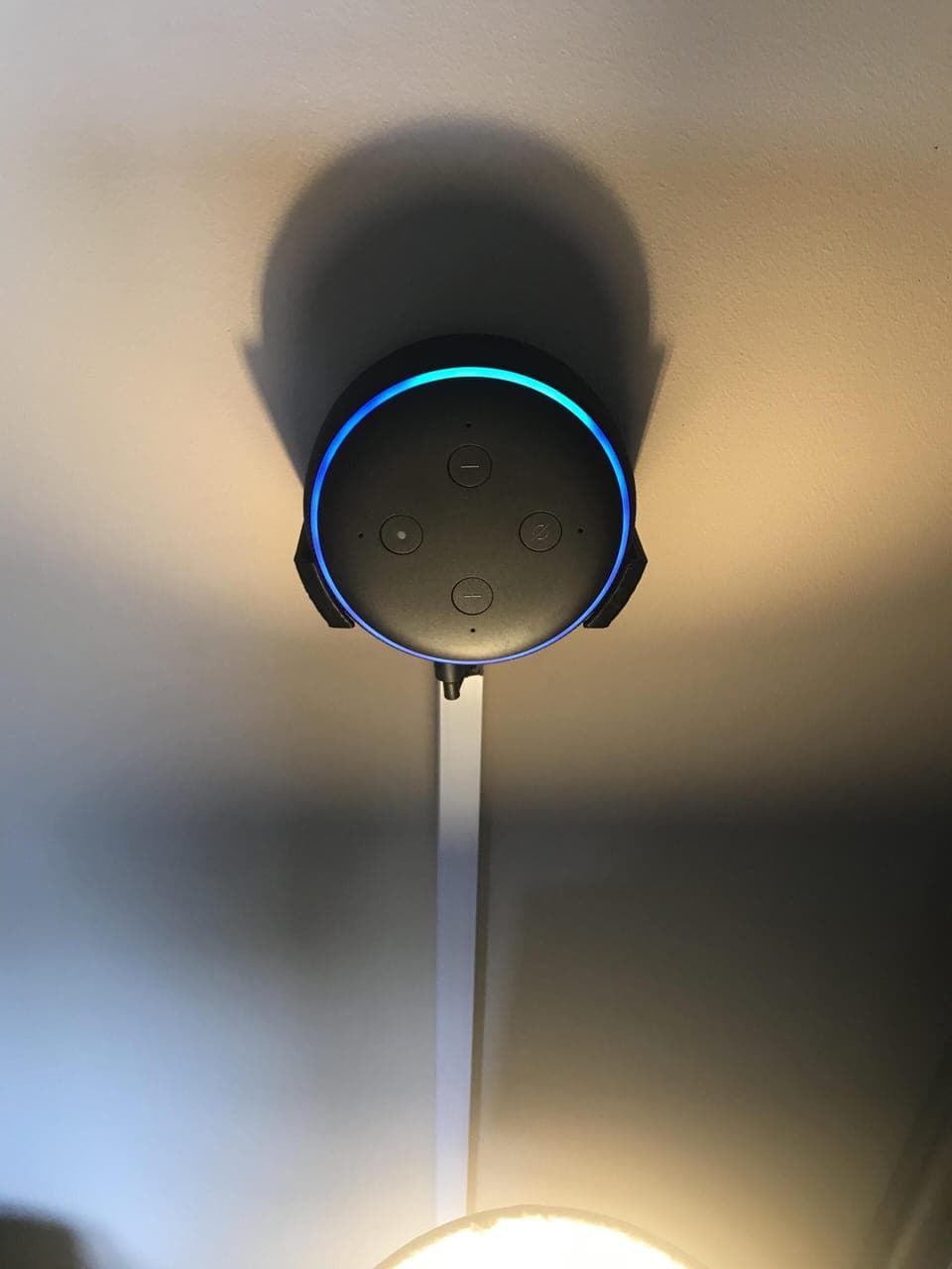  Alexa voice assistant.