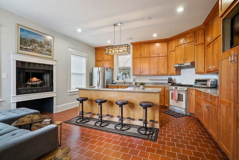 Breakfast bar