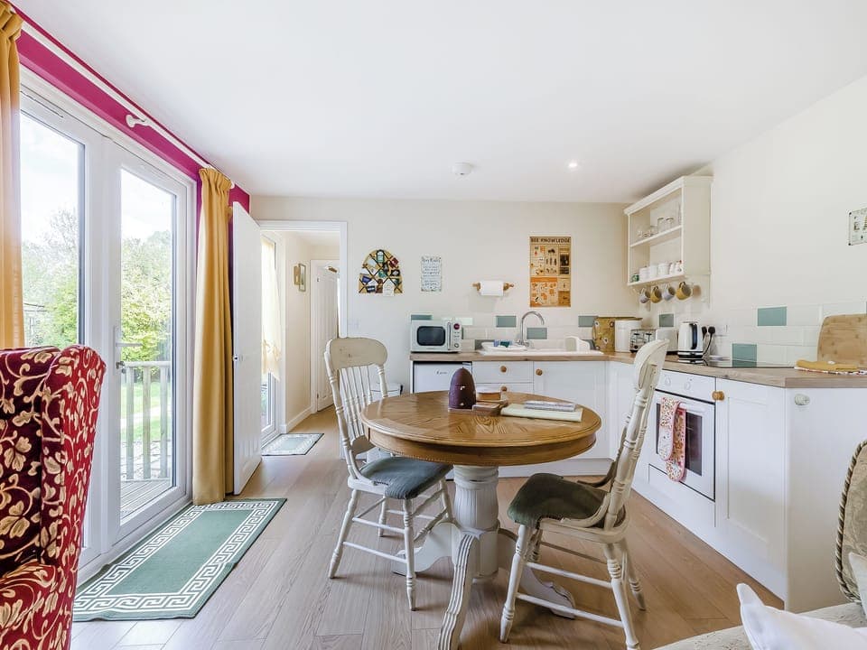 Open plan living space | Beekeeper&rsquo;s Cabin, Booton, Reepham