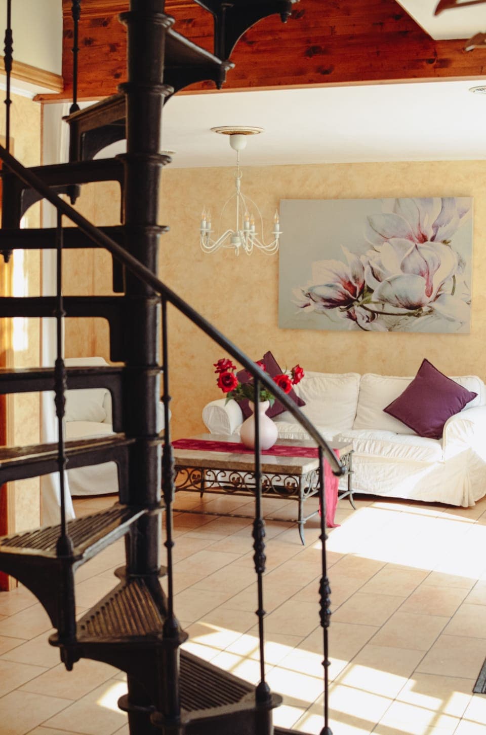 Living area with sofa bed that can be used as a 190*140 extra bed