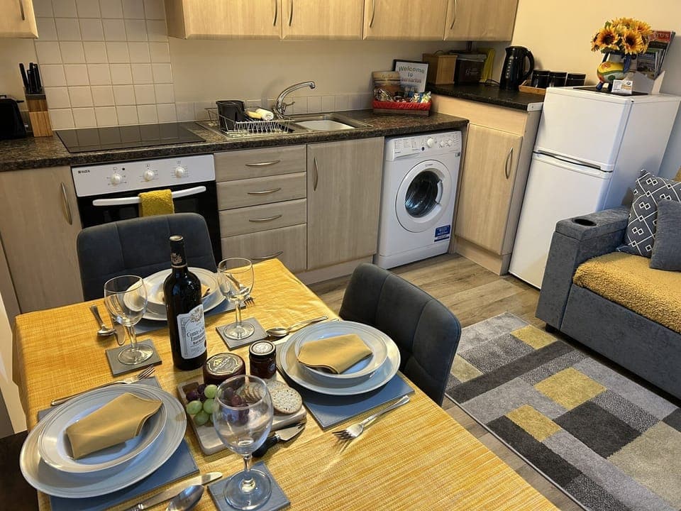 30, Cosy living area and dining room