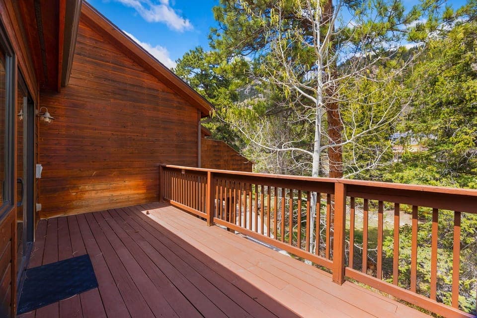 Deck Entry