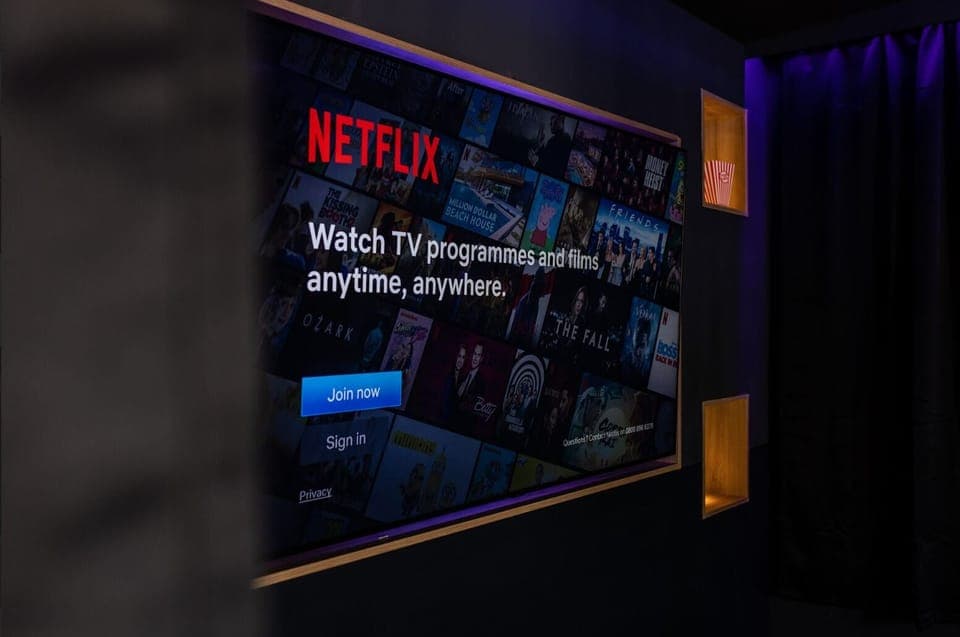 Living Room / Lounge