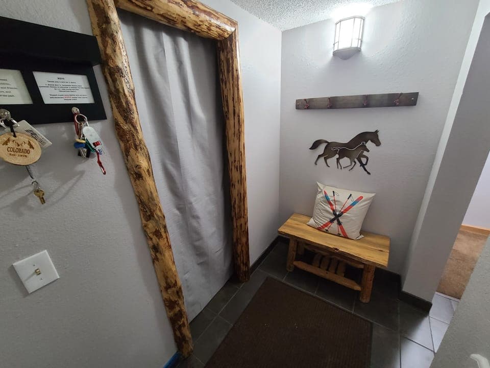 Entry: storage to the left.