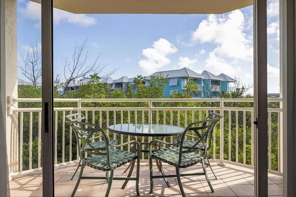 Private balcony 