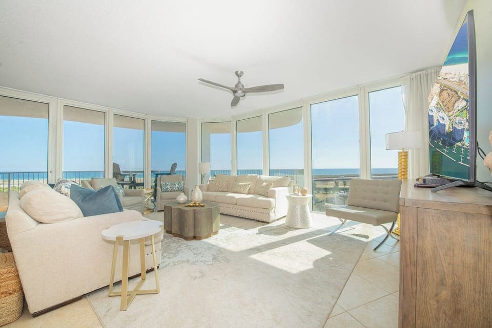 Caribe Resort B615 Living Room