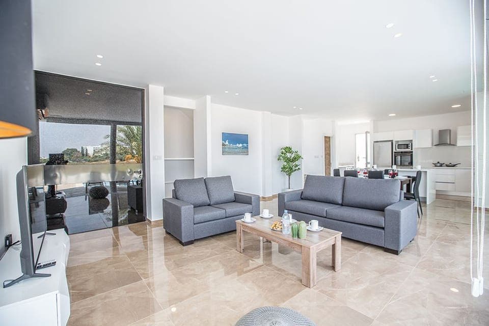 Ground Floor open plan living room, kitchen and dining area