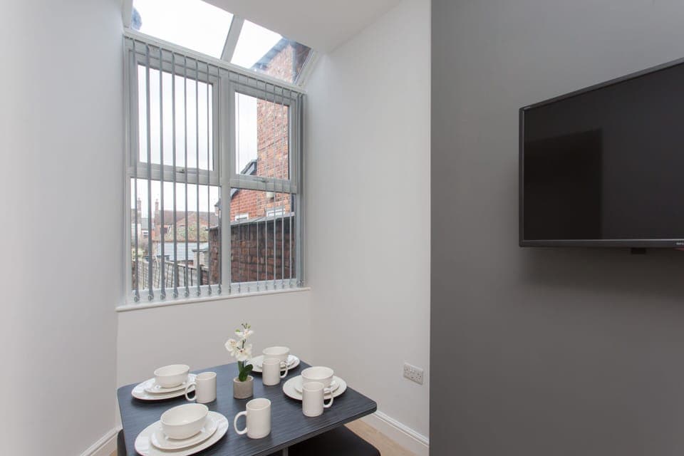 Living Room / Lounge