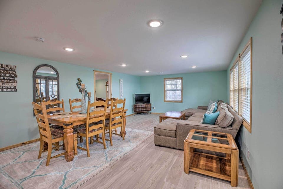 Eureka Springs Vacation Rental | 4BR | 2BA | 1,500 Sq Ft | 1 Story