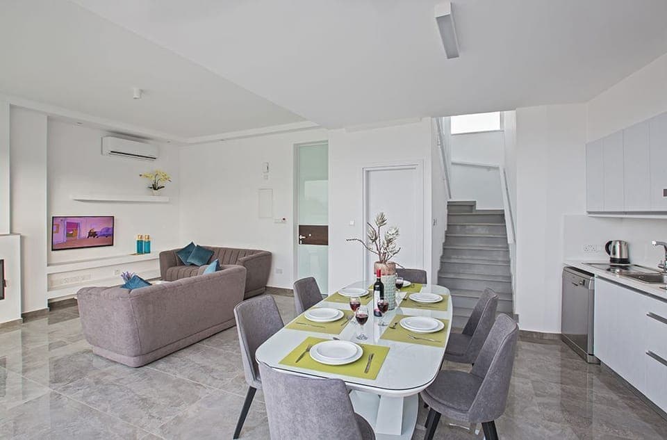 Dining Area with table and chairs to seat 6 people