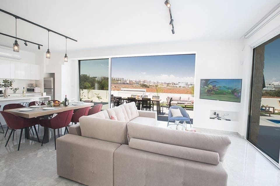 Open-Plan ground floor living room, kitchen and dining area