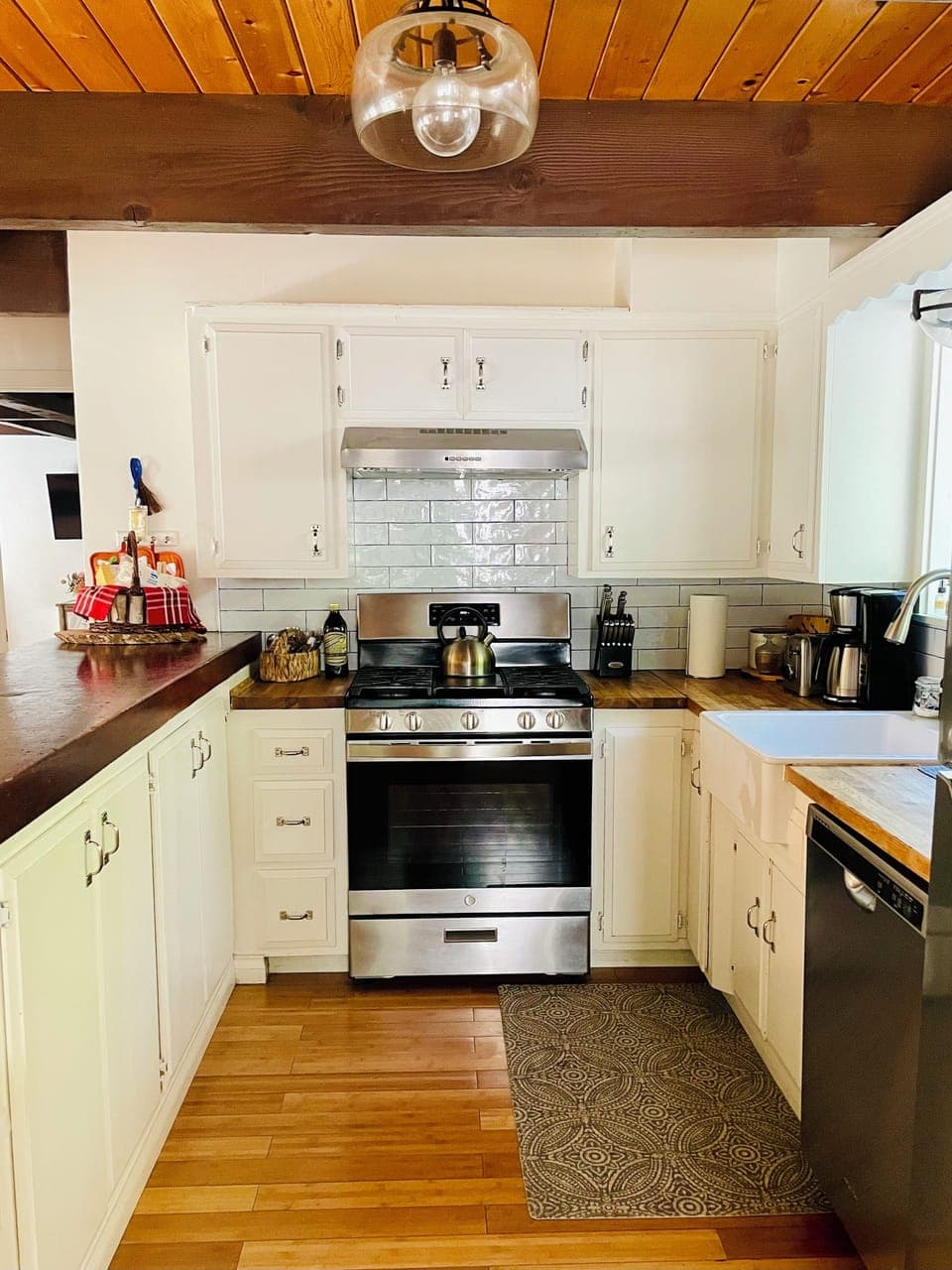 All new appliances for every convenience.