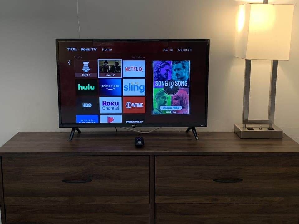 32” Roku tv 
