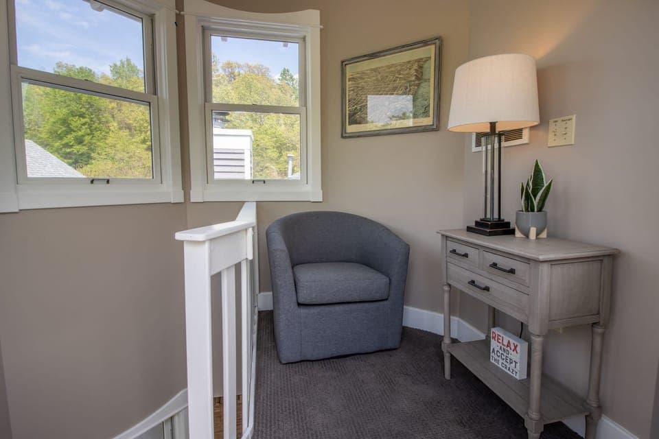 Third Level | Reading Nook