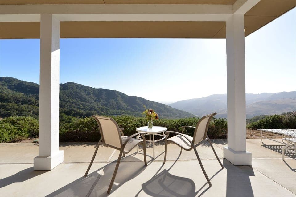 Gorgous panorama views from this remote hilltop property, located about a 15 minute drive from the seaside village of Cambria