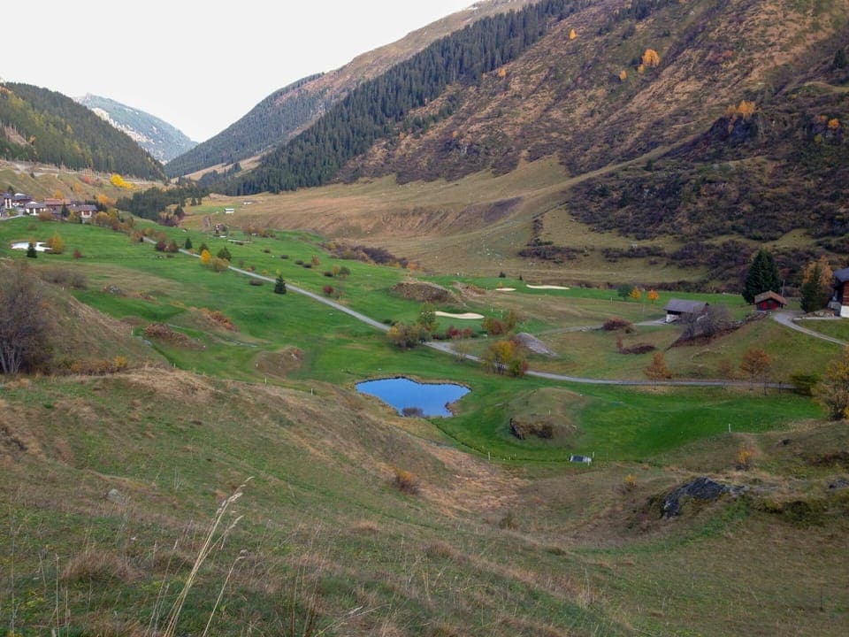 Mountain, Sky, Plant, Natural Landscape, Slope, Tree, Highland, Terrain, Grass, Grassland