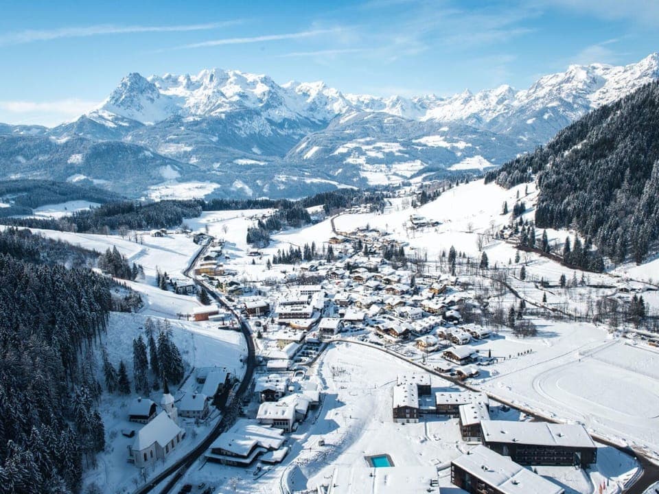 Region [winter] (>5 km)