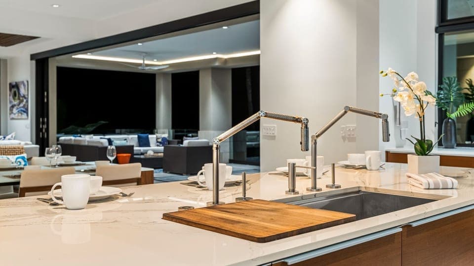 Island sink and counter space