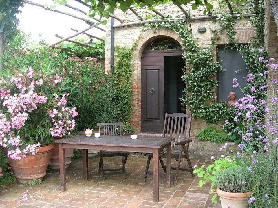 Mimosa Studio: Terrasse