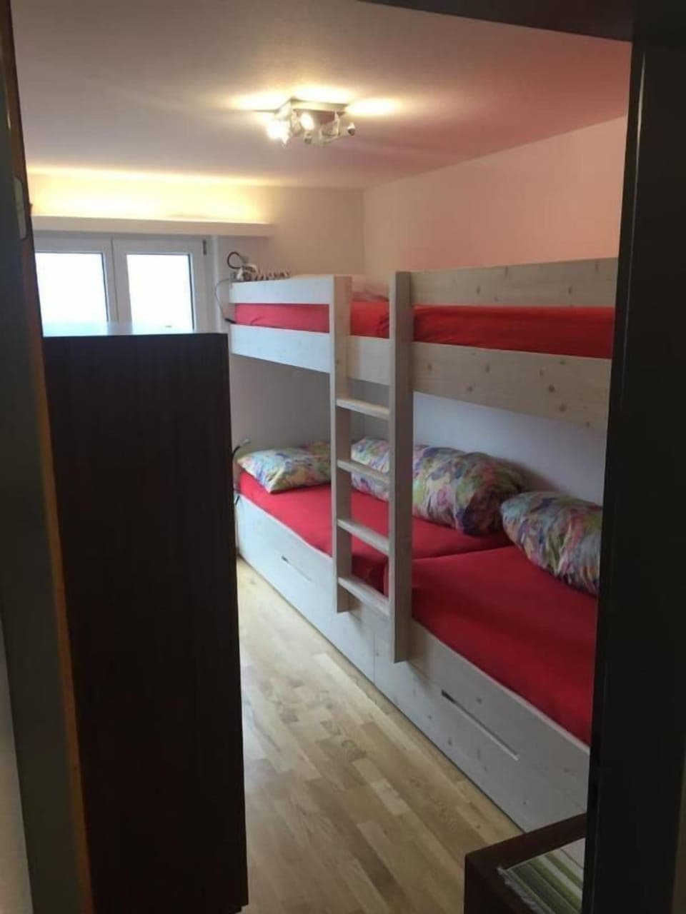Bedroom with 4 bunk beds