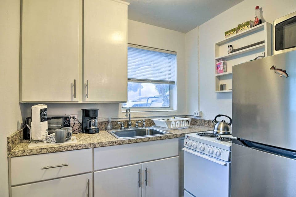 Kitchen | Drip Coffee Maker