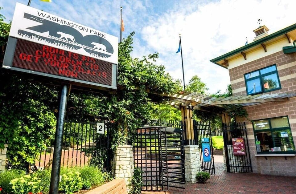 Washington Park Zoo is just minutes away!