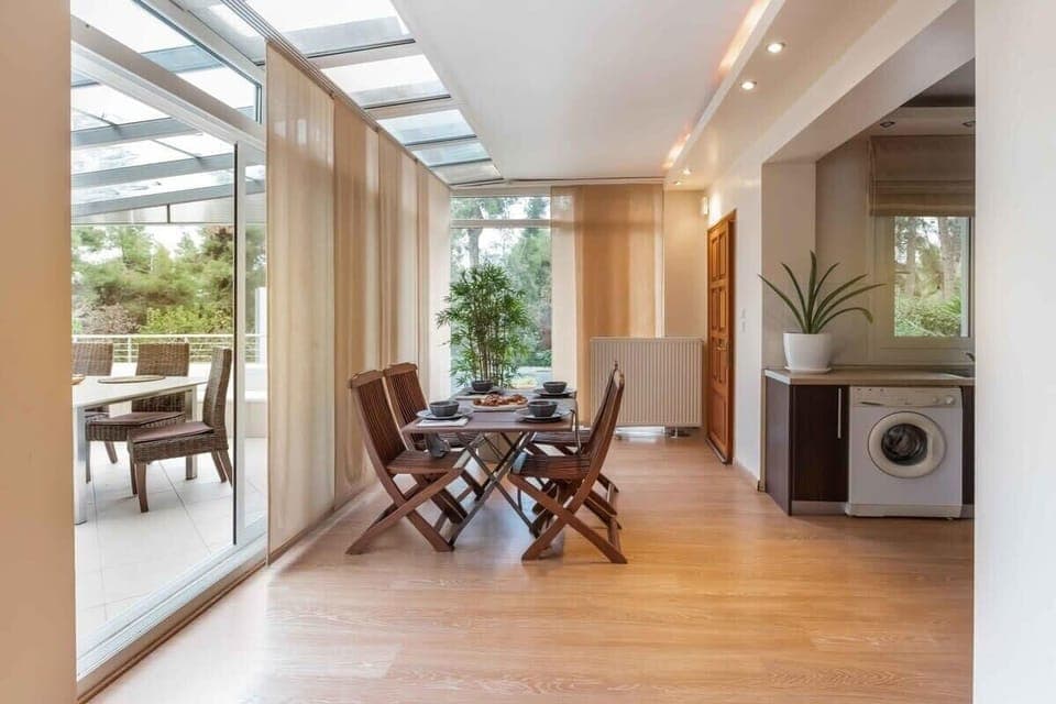 Modern Hallway with Interior Details
Bright and spacious, connecting the villa’s main indoor living areas.