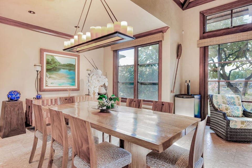 Large dining area off of kitchen