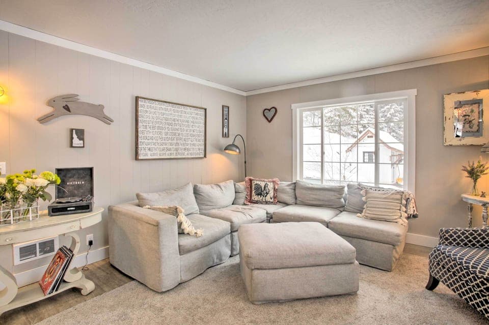 Coeur d'Alene Vacation Rental | 3-Story Home | 3BR | 3BA | 2,350 Sq Ft