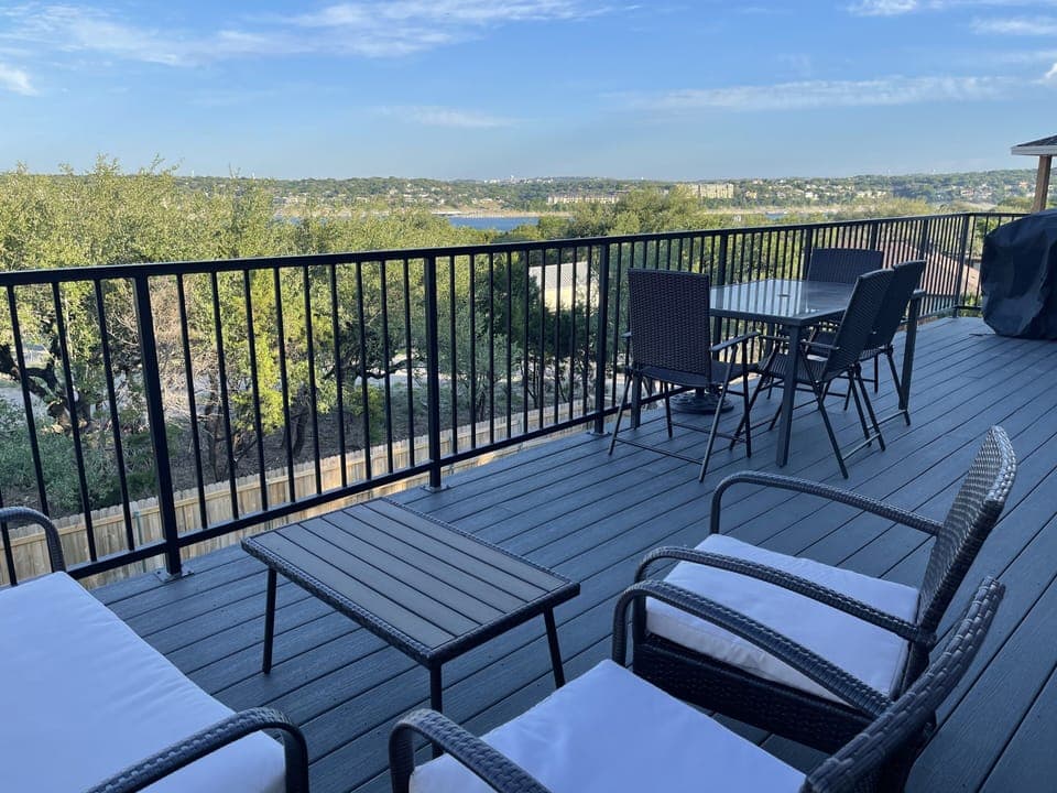 Hangout, grill, enjoy dinner & drinks while taking in the amazing lake view