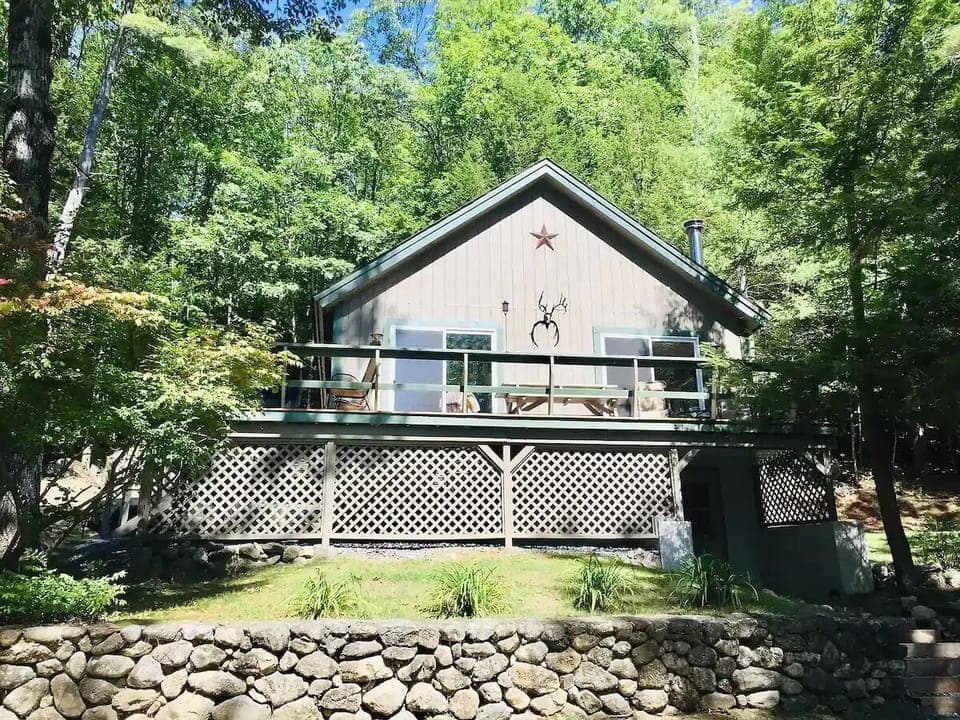 Sutton Cottage nestled in 3 acres of private woods